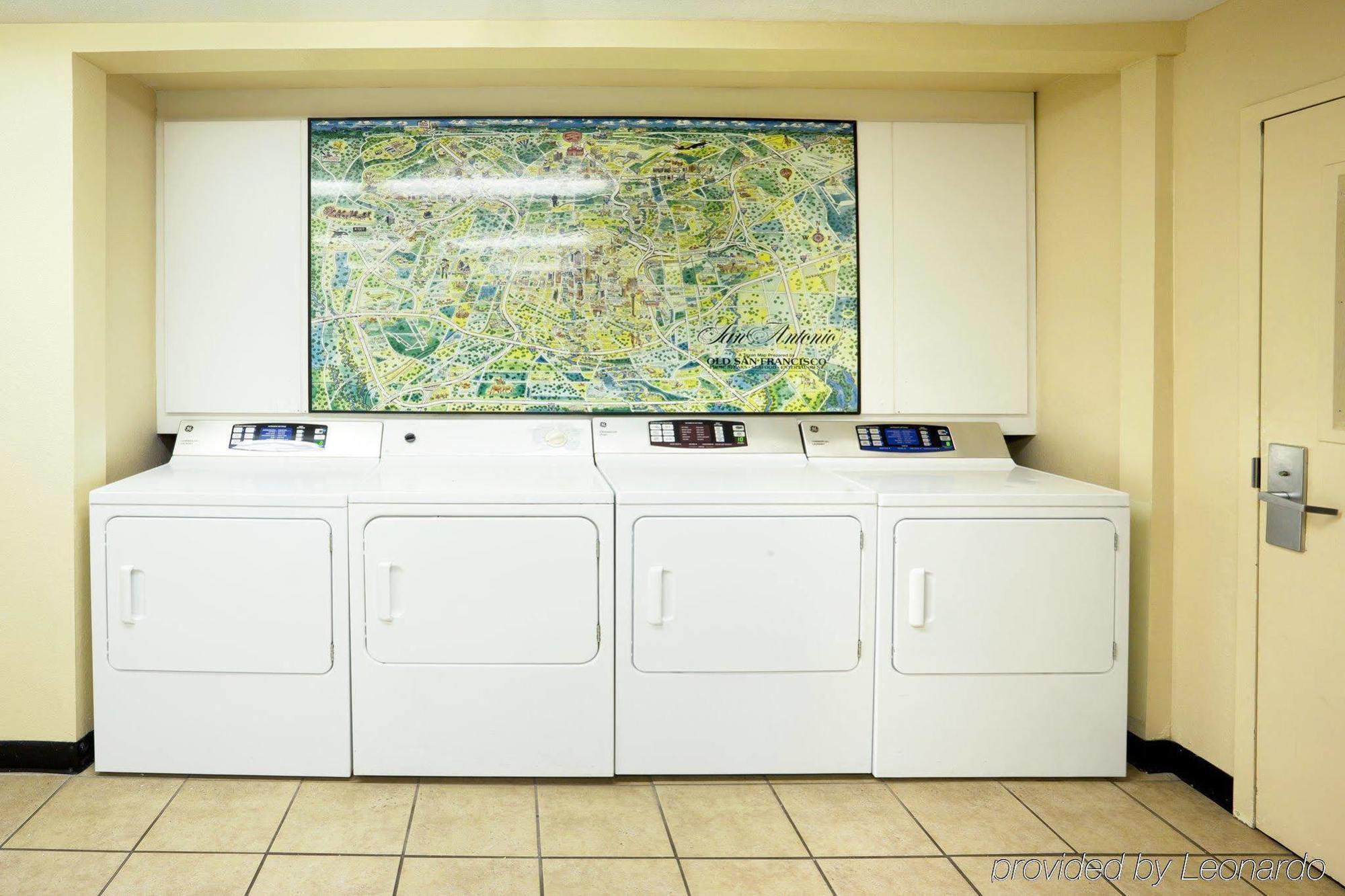 Sonesta Simply Suites San Antonio Northwest - Medical Center Einrichtungen foto